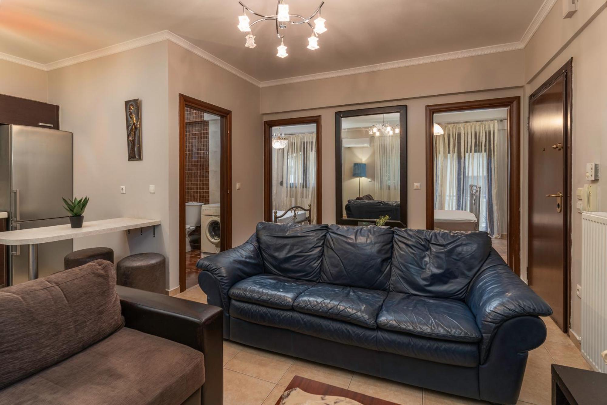 Apartment 2 *